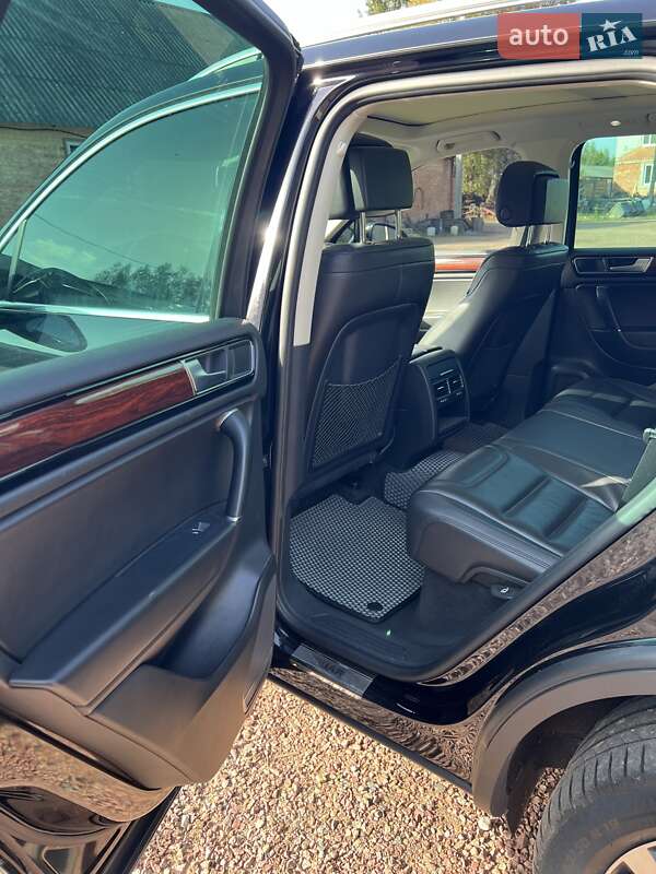 Позашляховик / Кросовер Volkswagen Touareg 2016 в Овручі фото 10 Позашляховик / Кросовер Volkswagen Touareg 2016 в Овручі