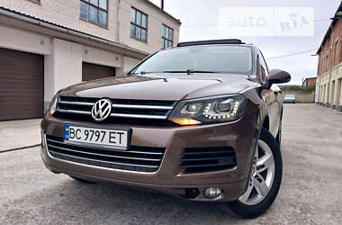 Внедорожник / Кроссовер Volkswagen Touareg 2013 в Самборе