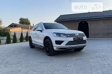 Позашляховик / Кросовер Volkswagen Touareg 2014 в Вінниці