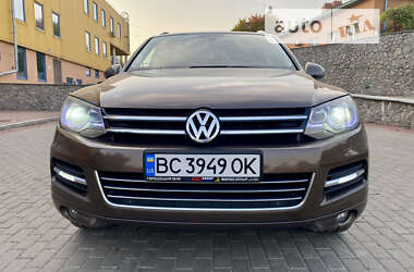 Позашляховик / Кросовер Volkswagen Touareg 2012 в Харкові