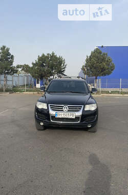 Позашляховик / Кросовер Volkswagen Touareg 2008 в Одесі