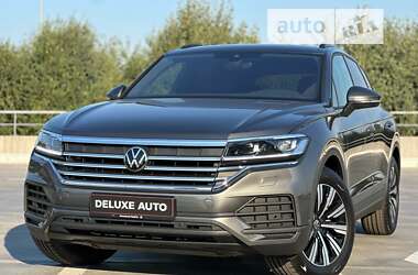 Позашляховик / Кросовер Volkswagen Touareg 2024 в Києві