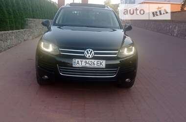 Внедорожник / Кроссовер Volkswagen Touareg 2012 в Виннице