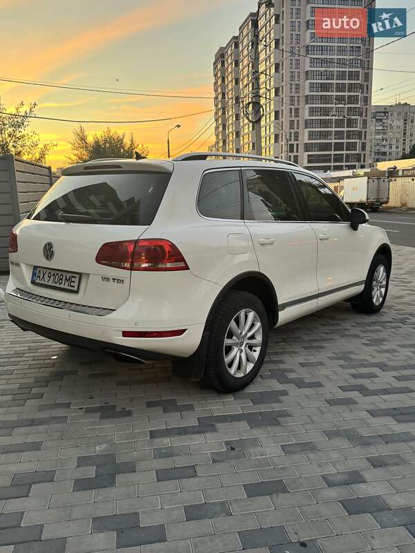 Внедорожник / Кроссовер Volkswagen Touareg 2011 в Киеве фото 5 Внедорожник / Кроссовер Volkswagen Touareg 2011 в Киеве