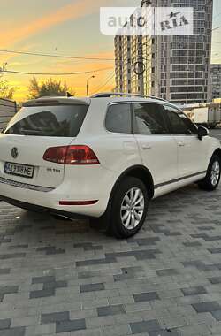 Внедорожник / Кроссовер Volkswagen Touareg 2011 в Харькове