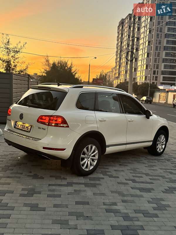 Внедорожник / Кроссовер Volkswagen Touareg 2011 в Киеве фото 8 Внедорожник / Кроссовер Volkswagen Touareg 2011 в Киеве