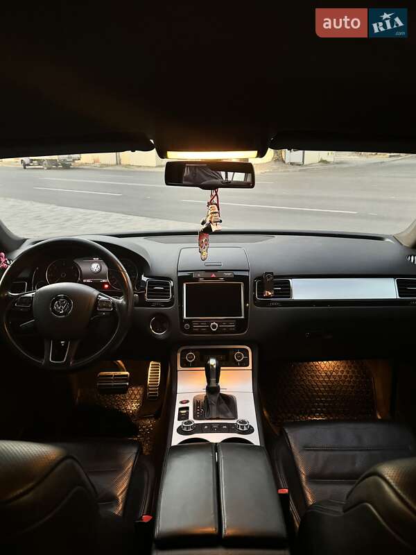 Внедорожник / Кроссовер Volkswagen Touareg 2011 в Киеве фото 20 Внедорожник / Кроссовер Volkswagen Touareg 2011 в Киеве
