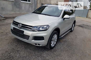 Позашляховик / Кросовер Volkswagen Touareg 2012 в Тернополі