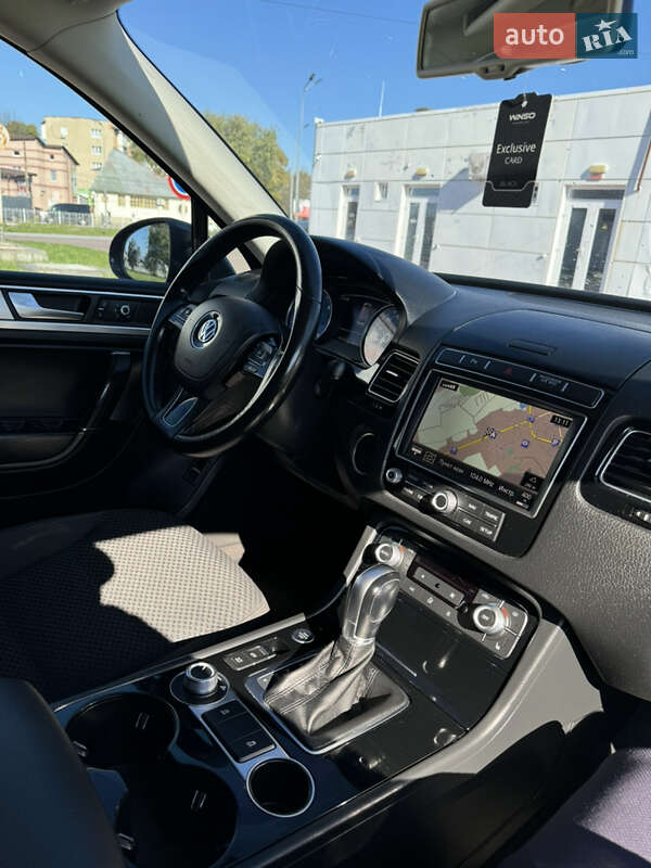 Позашляховик / Кросовер Volkswagen Touareg 2015 в Калуші фото 13 Позашляховик / Кросовер Volkswagen Touareg 2015 в Калуші