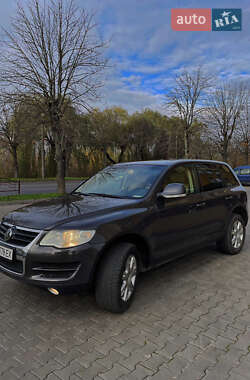 Внедорожник / Кроссовер Volkswagen Touareg 2007 в Луцке