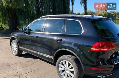 Внедорожник / Кроссовер Volkswagen Touareg 2012 в 