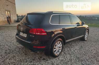 Внедорожник / Кроссовер Volkswagen Touareg 2012 в Бучаче