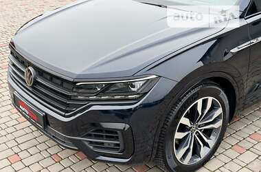 Позашляховик / Кросовер Volkswagen Touareg 2020 в Луцьку