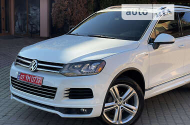 Позашляховик / Кросовер Volkswagen Touareg 2014 в Мукачевому