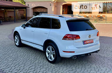 Позашляховик / Кросовер Volkswagen Touareg 2014 в Мукачевому