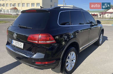 Позашляховик / Кросовер Volkswagen Touareg 2011 в 
