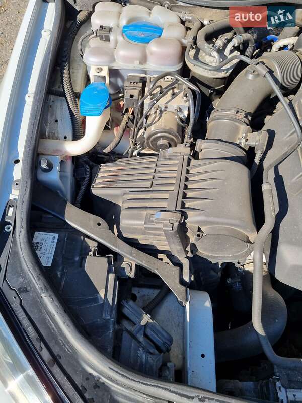 Внедорожник / Кроссовер Volkswagen Touareg 2015 в Белгороде-Днестровском