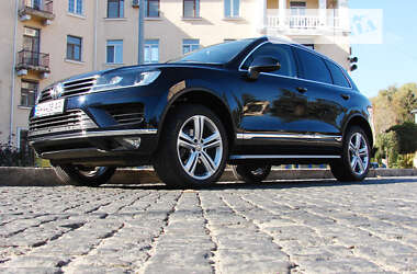 Внедорожник / Кроссовер Volkswagen Touareg 2017 в Одессе