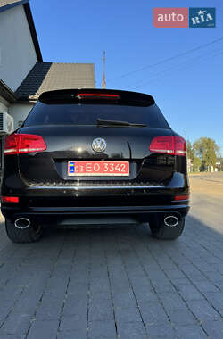 Внедорожник / Кроссовер Volkswagen Touareg 2013 в Коломые