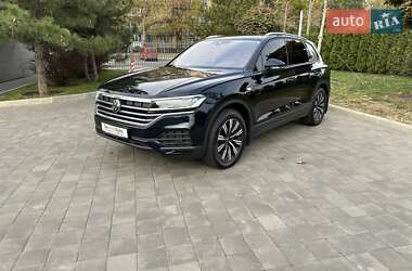 Внедорожник / Кроссовер Volkswagen Touareg 2021 в Кривом Роге