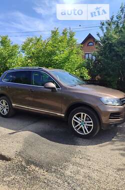 Позашляховик / Кросовер Volkswagen Touareg 2012 в Львові