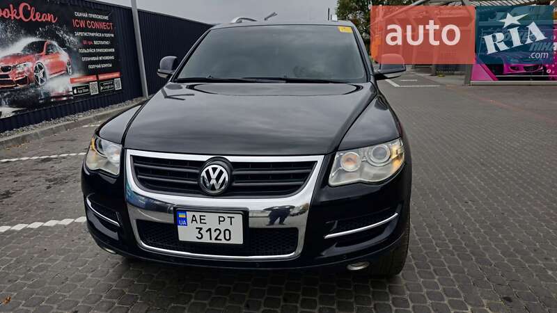 Внедорожник / Кроссовер Volkswagen Touareg 2008 в Днепре