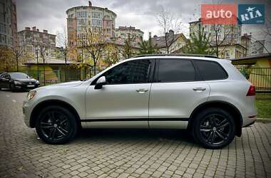 Внедорожник / Кроссовер Volkswagen Touareg 2011 в Ивано-Франковске