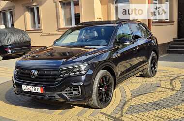 Позашляховик / Кросовер Volkswagen Touareg 2021 в Ковелі