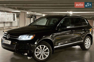 Внедорожник / Кроссовер Volkswagen Touareg 2012 в Виннице