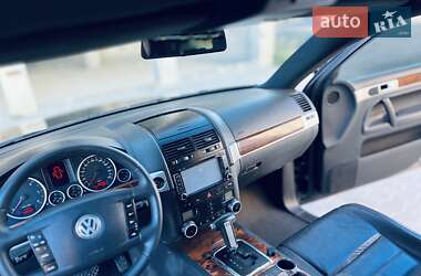 Внедорожник / Кроссовер Volkswagen Touareg 2009 в Тернополе