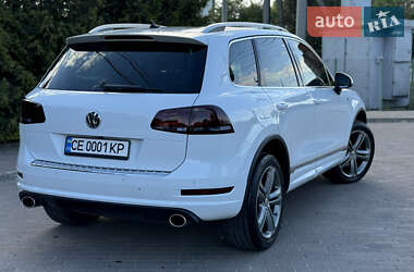 Позашляховик / Кросовер Volkswagen Touareg 2013 в Чернівцях