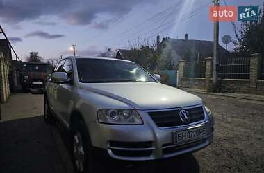 Позашляховик / Кросовер Volkswagen Touareg 2004 в Одесі