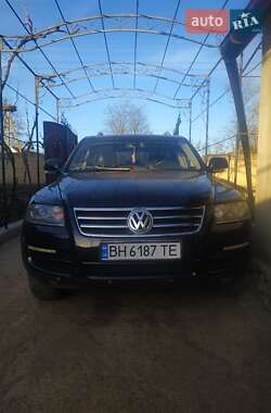 Внедорожник / Кроссовер Volkswagen Touareg 2005 в 