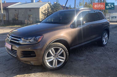 Позашляховик / Кросовер Volkswagen Touareg 2012 в Львові