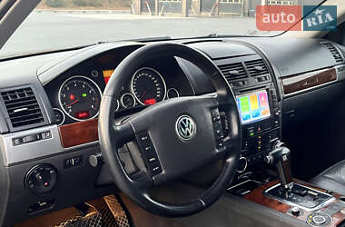 Внедорожник / Кроссовер Volkswagen Touareg 2003 в Тернополе