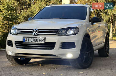 Позашляховик / Кросовер Volkswagen Touareg 2011 в Гайсину