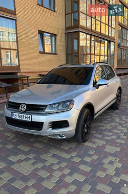 Внедорожник / Кроссовер Volkswagen Touareg 2011 в Виннице