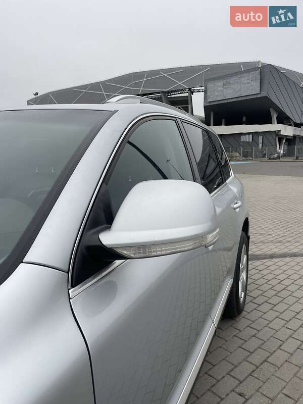 Позашляховик / Кросовер Volkswagen Touareg 2008 в Львові