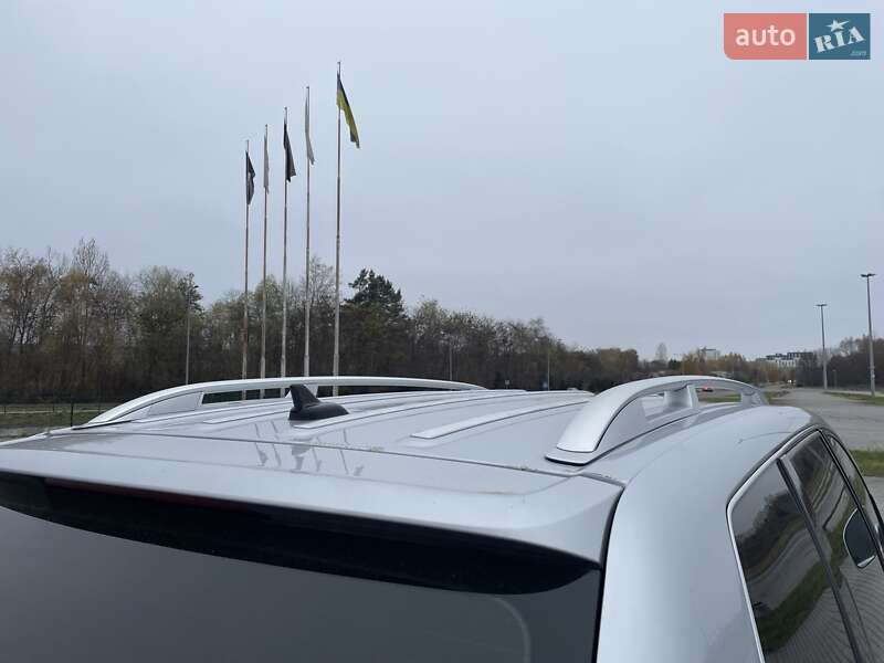 Позашляховик / Кросовер Volkswagen Touareg 2008 в Львові