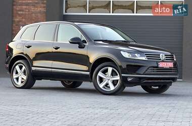 Внедорожник / Кроссовер Volkswagen Touareg 2016 в Черновцах