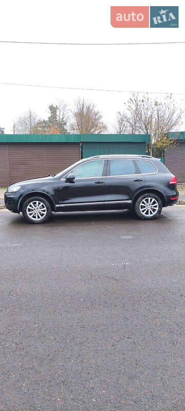 Внедорожник / Кроссовер Volkswagen Touareg 2010 в Луцке