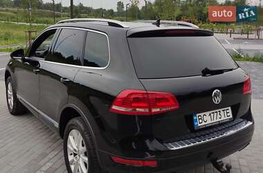 Позашляховик / Кросовер Volkswagen Touareg 2012 в Львові