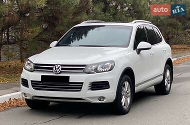 Позашляховик / Кросовер Volkswagen Touareg 2012 в Дніпрі