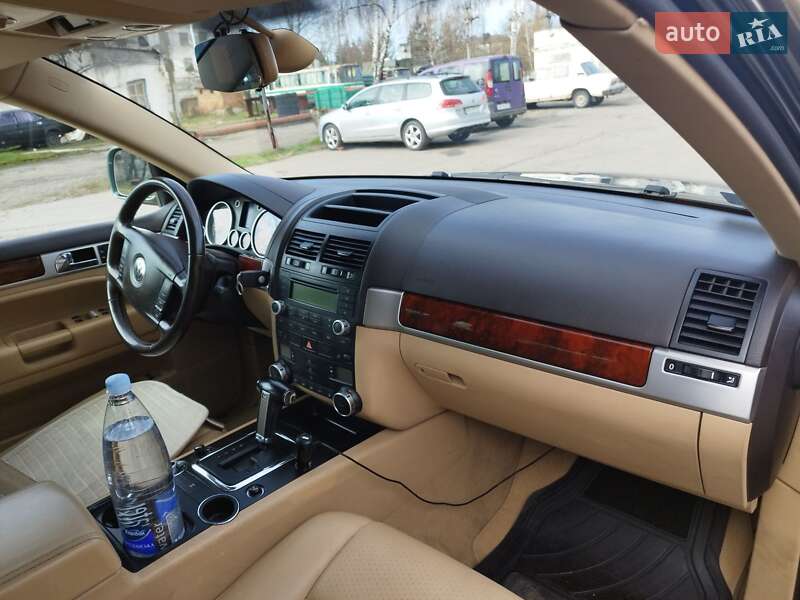 Позашляховик / Кросовер Volkswagen Touareg 2006 в Вінниці