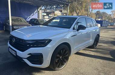 Позашляховик / Кросовер Volkswagen Touareg 2023 в Києві