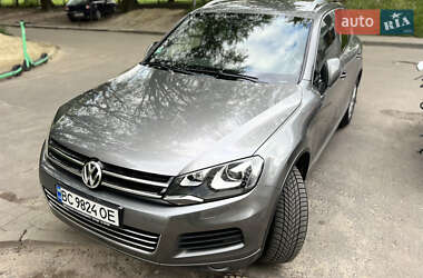 Позашляховик / Кросовер Volkswagen Touareg 2011 в Львові