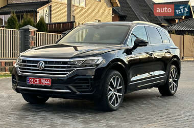 Внедорожник / Кроссовер Volkswagen Touareg 2018 в Луцке