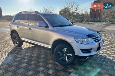 Внедорожник / Кроссовер Volkswagen Touareg 2007 в Гайсине