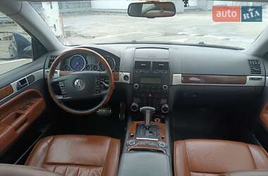 Внедорожник / Кроссовер Volkswagen Touareg 2007 в Киеве