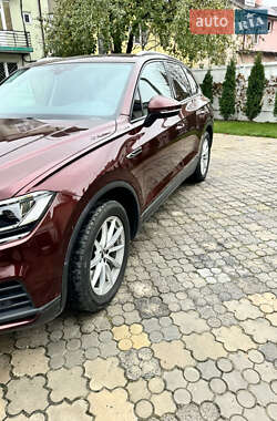 Внедорожник / Кроссовер Volkswagen Touareg 2019 в Луцке